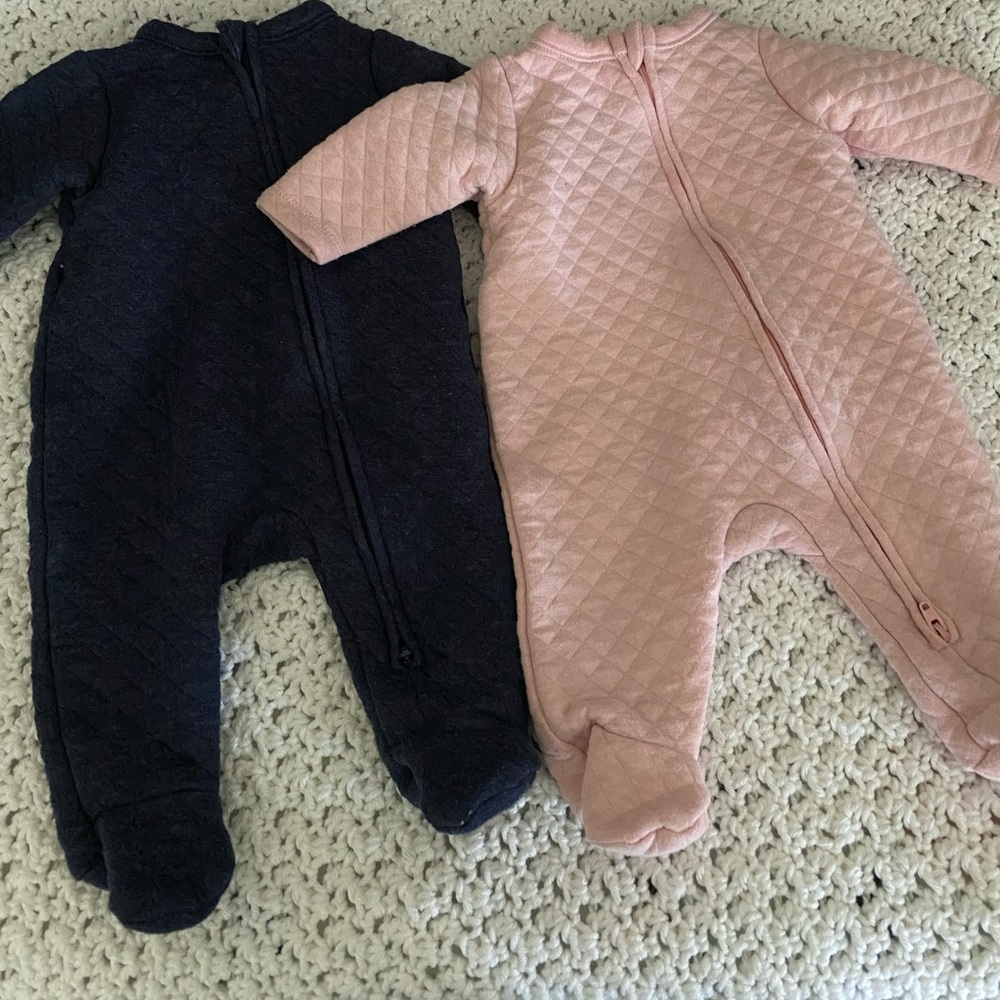 Old navy quilted sleepers! 3m